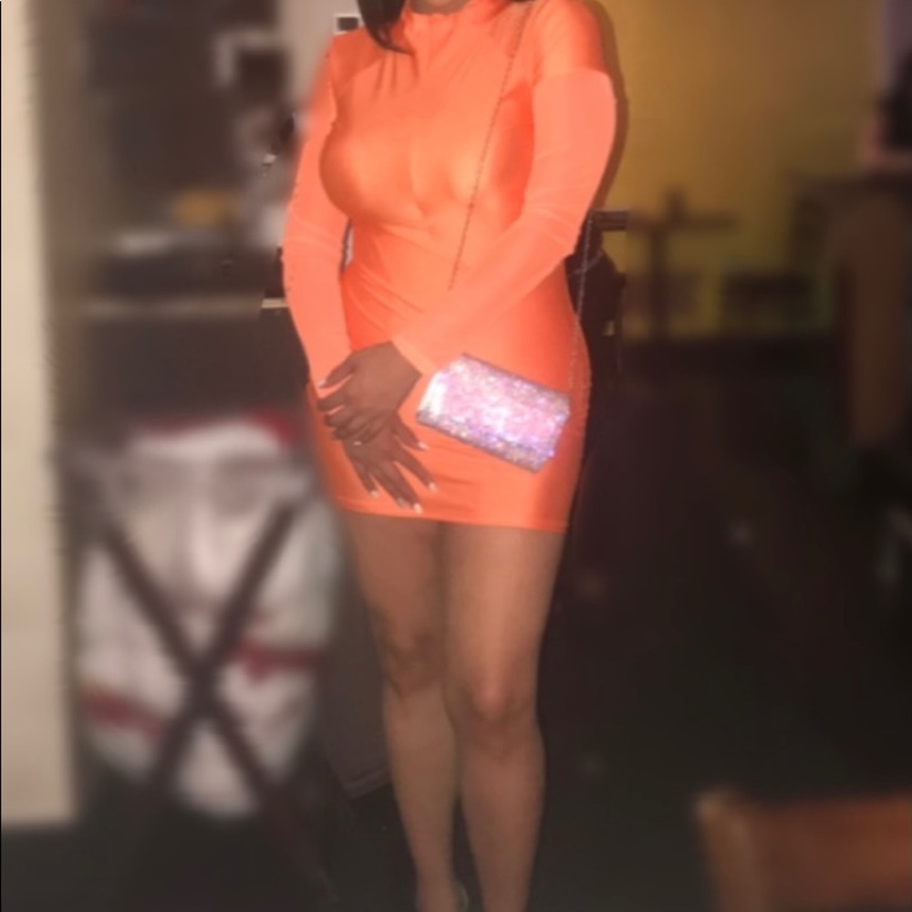 Bodycon Dress , only warn once .